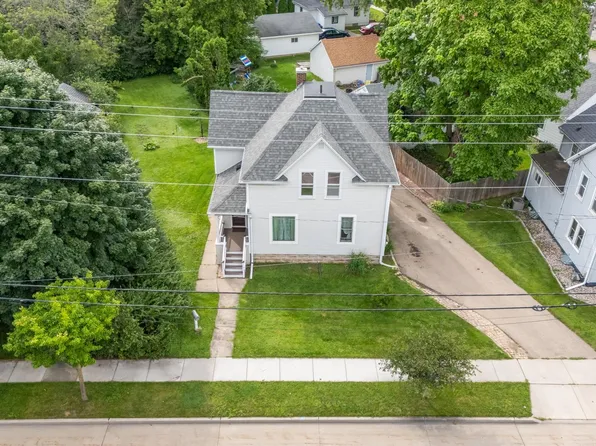 1436 W Prospect Ave, Appleton, WI 54914