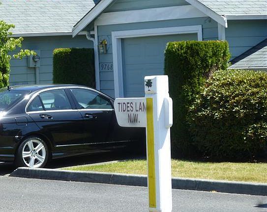 5th image of 9769 Tides Ln NW