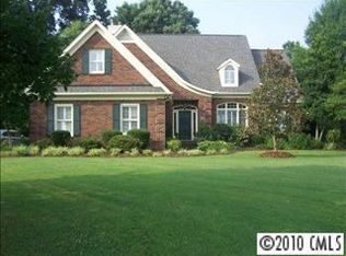 1224 Hudson Pl, Davidson, NC 28036