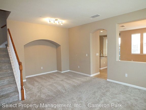3rd image of 503 Luella Ln