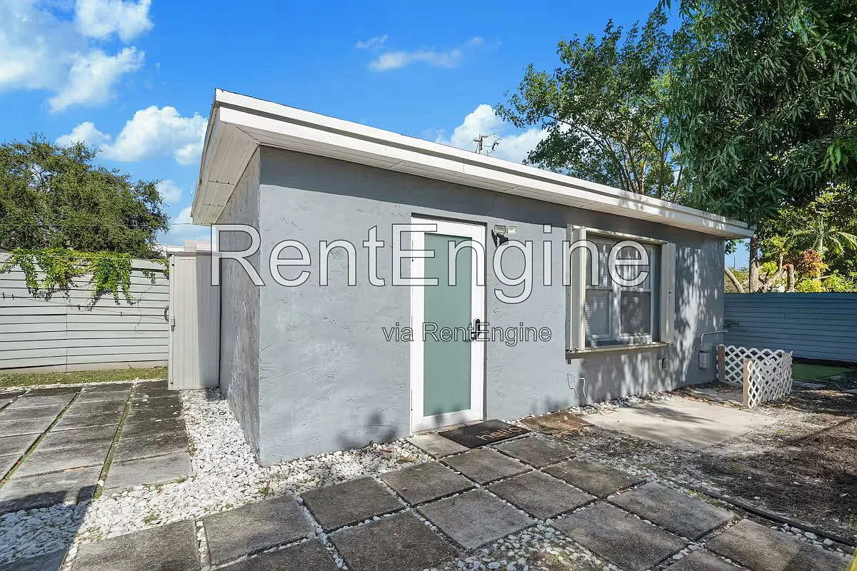 1 bed, 1.0 bath, $1,399 — Photo 2