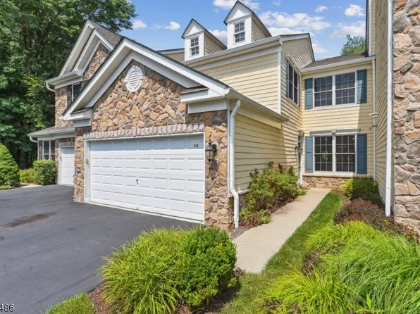 35 Hopkins Ct, Parsippany-Troy Hills Twp., NJ 07054