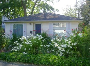 9033 11th Ave SW, Seattle, WA 98106