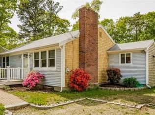 11 Florence Ave, Mashpee, MA 02649