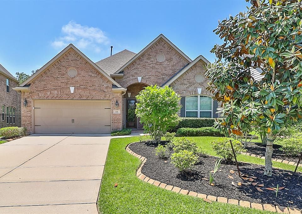 1st image of 131 S Vershire Cir