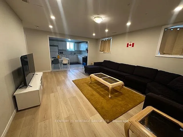 380 Georgian Dr #BASEMENT — Photo 5