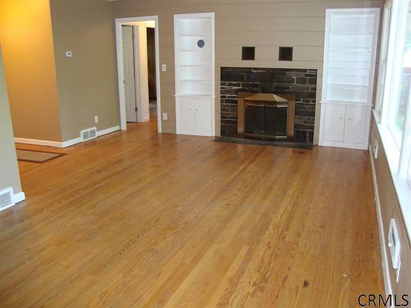 2nd image of 127 BIRCHWOOD Drive