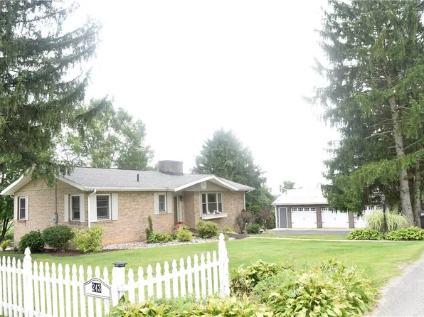 243 Neal Ln E, Mount Pleasant, PA 15666