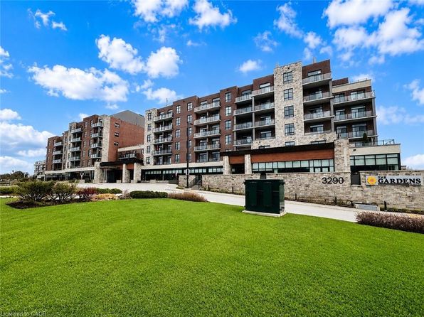 3290 New St #309, Burlington, ON L7N 1M8
