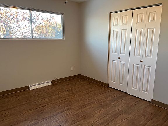 5th image of 4405 40th Ave #4405