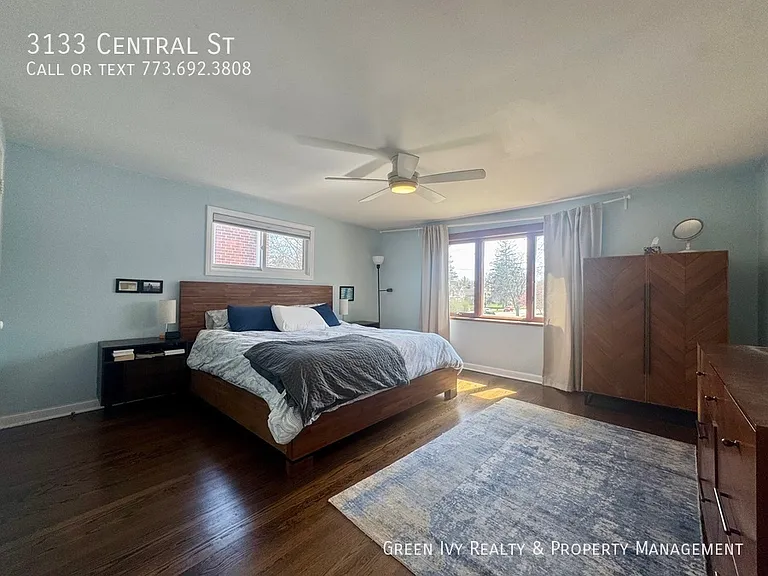 3133 Central St — Photo 11