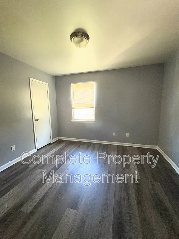 1 bed, 1.0 bath, 952 sqft, $850 — Photo 3