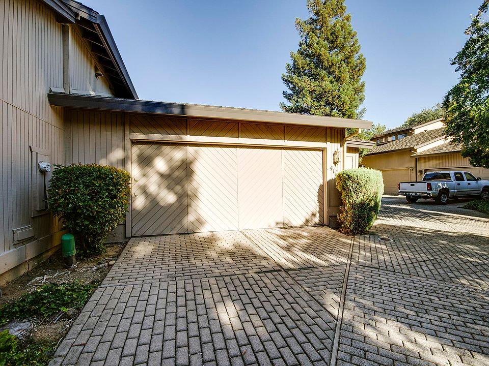 1st image of 4112 Hollow View Ct