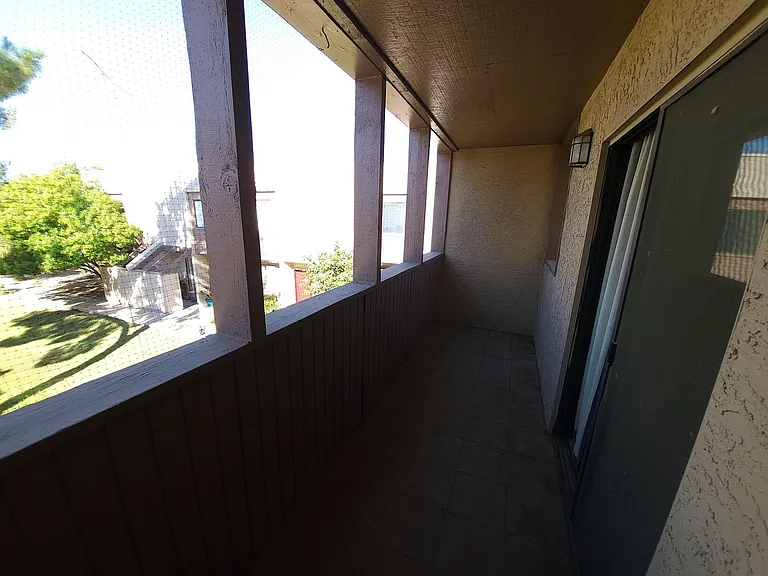 1320 S McKemy St — Photo 16