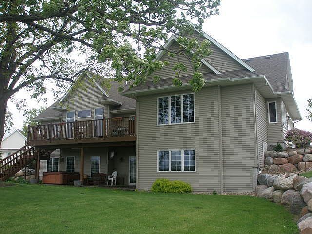 2nd image of 113 Carver Ave