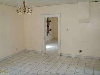 2nd image of 3335 Lockwood St