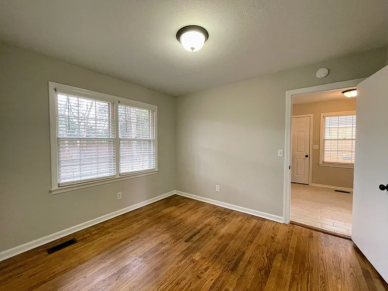 615 Austin Dr NW — Photo 12
