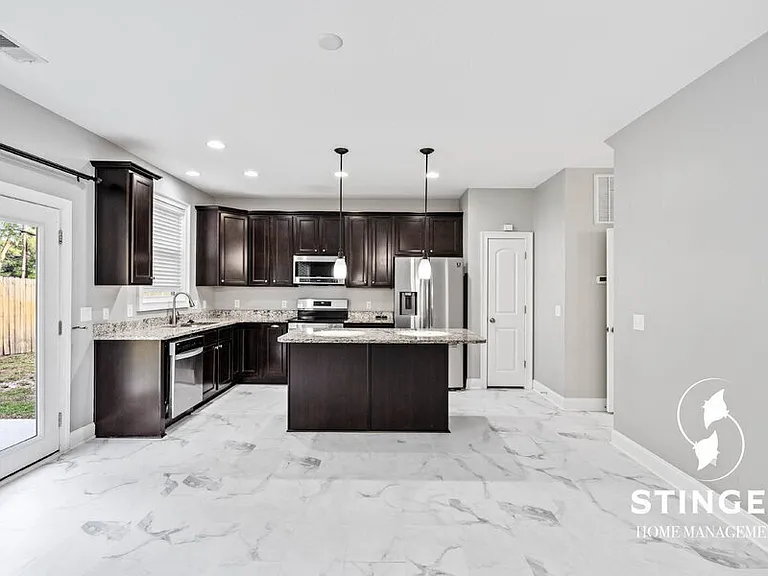 515 Abner Ln — Photo 16