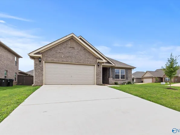 156 Sublett Dr, Hazel Green, AL 35750