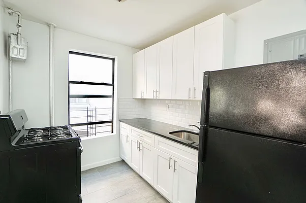 Rented by BRICK & GALO REALTY CORP | media 23