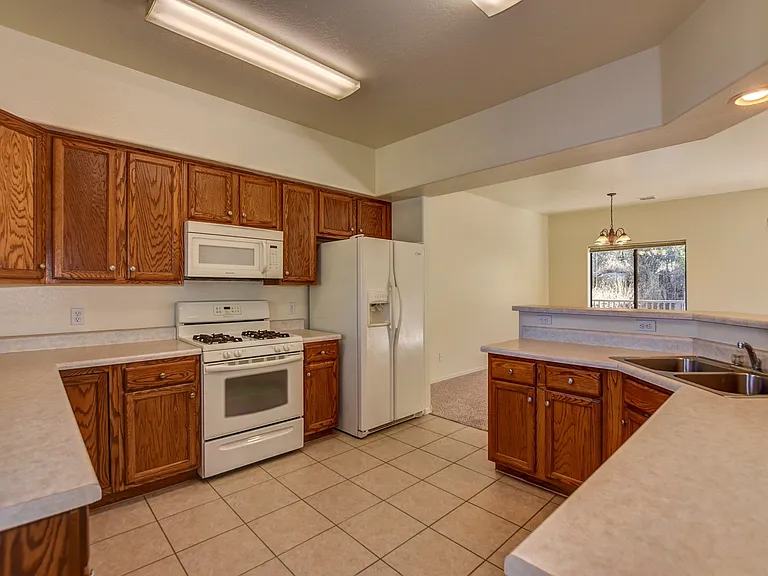 1141 Boulder Park Ave — Photo 8