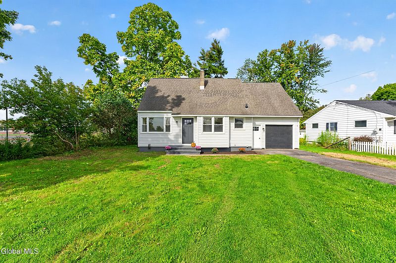 3rd image of 5701 Jerry Road