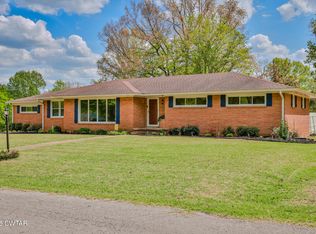 210 Lankford St, Bruceton, TN 38317