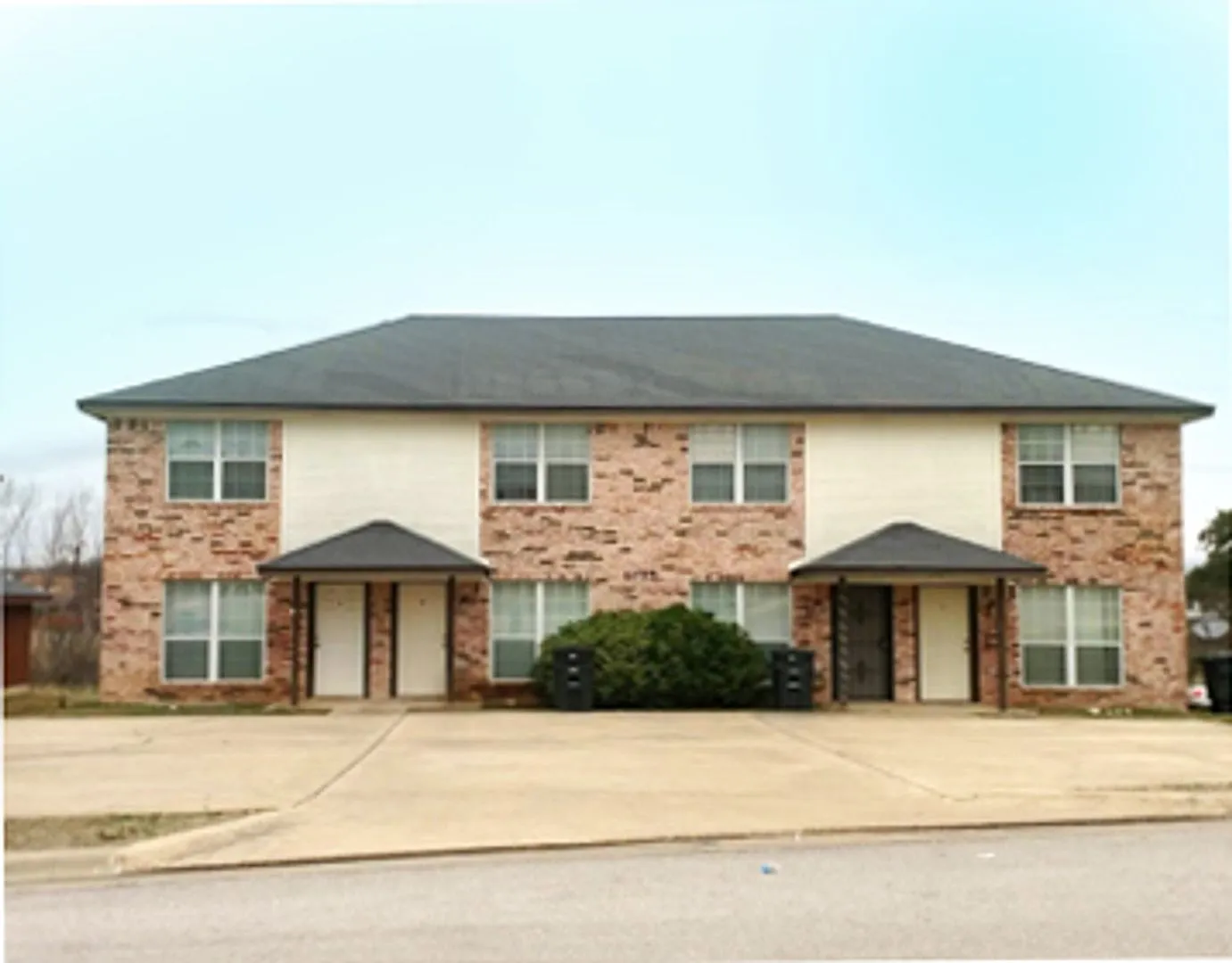 1905 Monte Carlo Ln — Photo 1