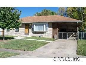 2920 Fortune Dr photo 1