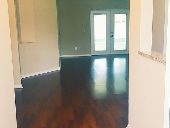3rd image of 1226 SW Century Ave