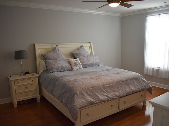 4th image of 4735 SW 91st Dr Unit 209