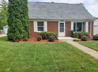 615 Illinois St, Racine, WI 53405