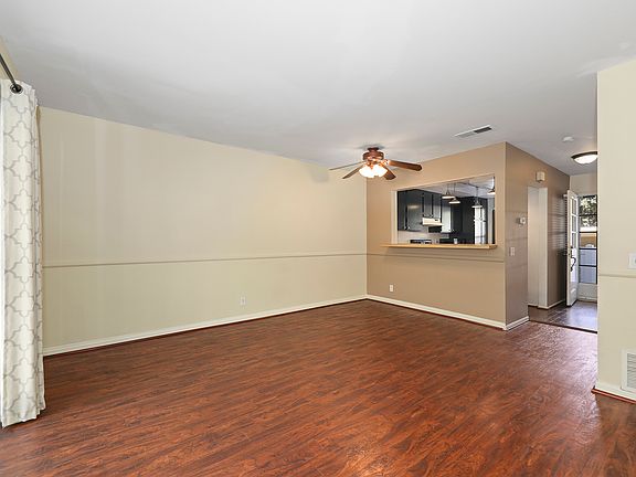 3rd image of 106 Birchwood Ln