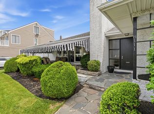 8111 Atlantic Ave, Margate, NJ 08402