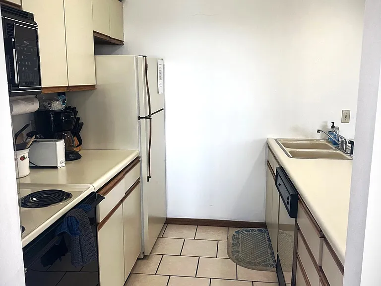 3 Treehouse Ln #3 — Photo 17