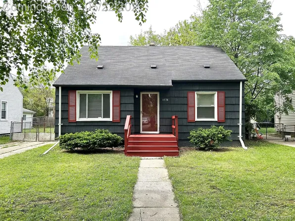 1534 Berrywood Ln, Flint, MI 48507