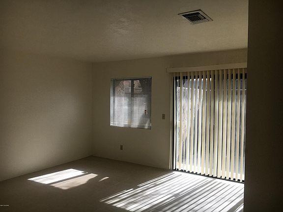 5th image of 3561 N Bentley Ave