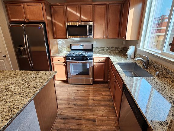 4th image of 3079 Honey Arbor Way
