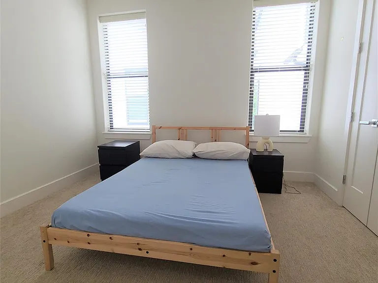 2610 Polk St — Photo 11
