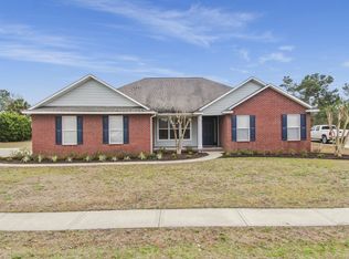 348 Club House Dr, Freeport, FL 32439