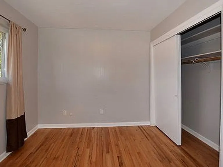 325 N Roosevelt Ave — Photo 15