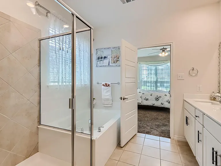 1533 Bennington Ln — Photo 19
