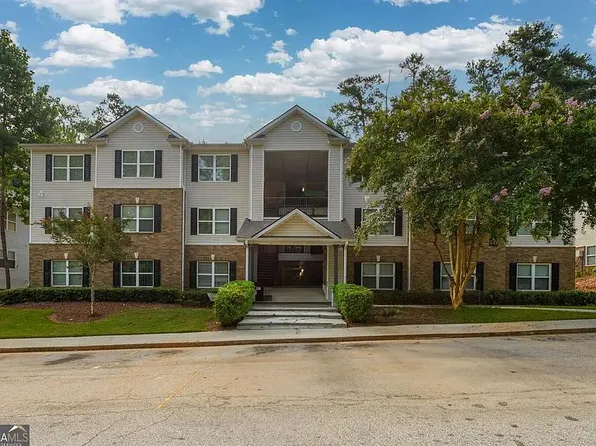 6301 Fairington Village Dr, Lithonia, GA 30038