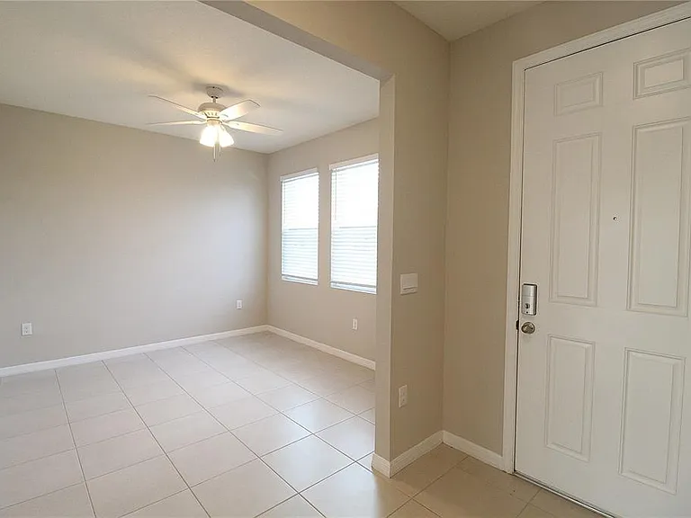 511 158th St E — Photo 2