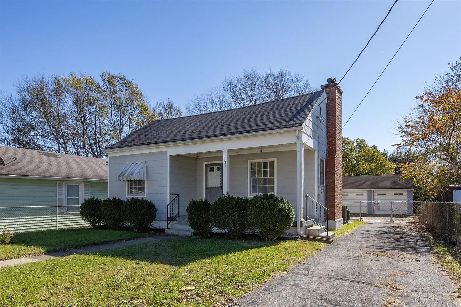 4 bed, 2.0 bath, 1698 sqft, $1,850 — Photo 1