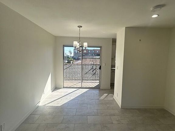 4th image of 334 W 120th St APT 2