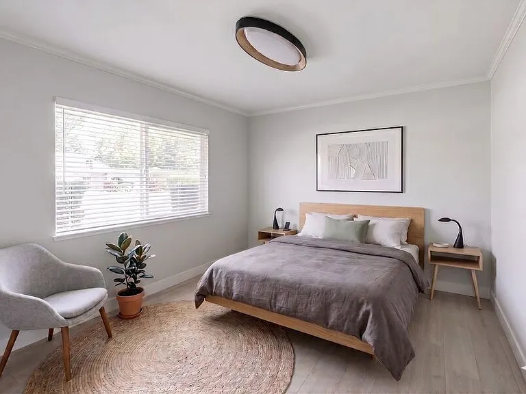 1249 Oak Grove Ave #4 — Photo 3