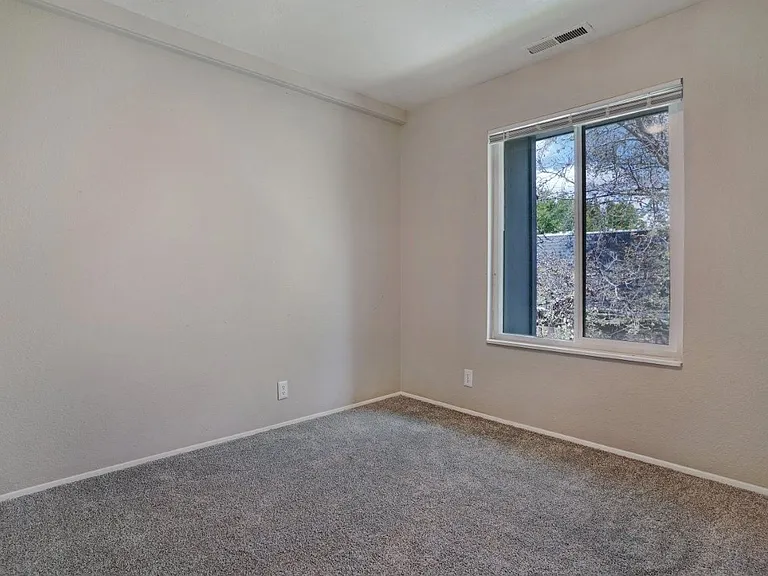 Villas at Vine — Photo 10