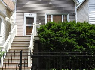 2911 N Hoyne Ave, Chicago, IL 60618