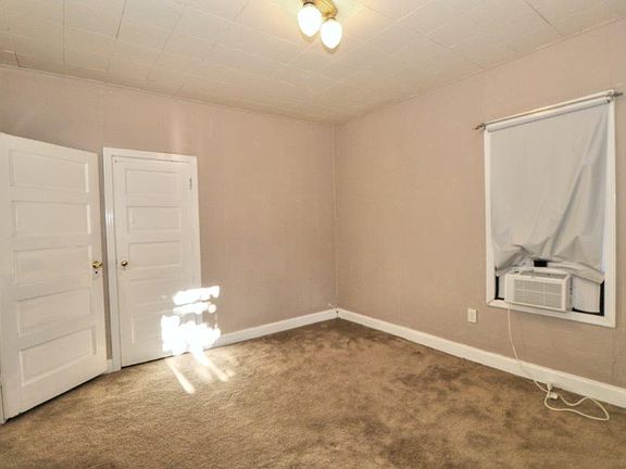 3rd image of 1723 26th St